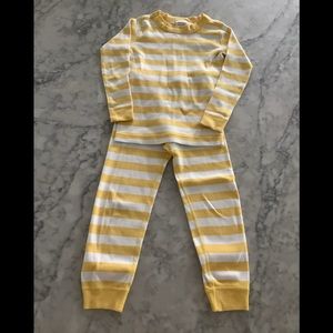 Hanna Andersson Kids Unisex Two Piece Yellow Striped Pajama Set Size 4